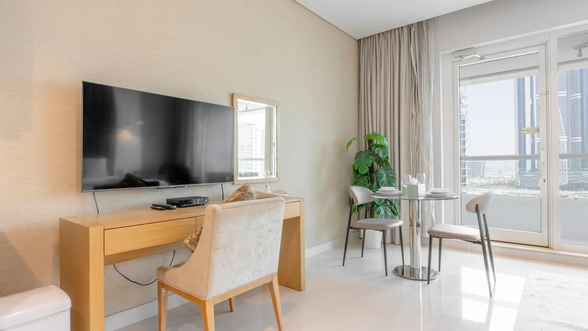 Aparthotel Damac Canal Views Residences Dubai