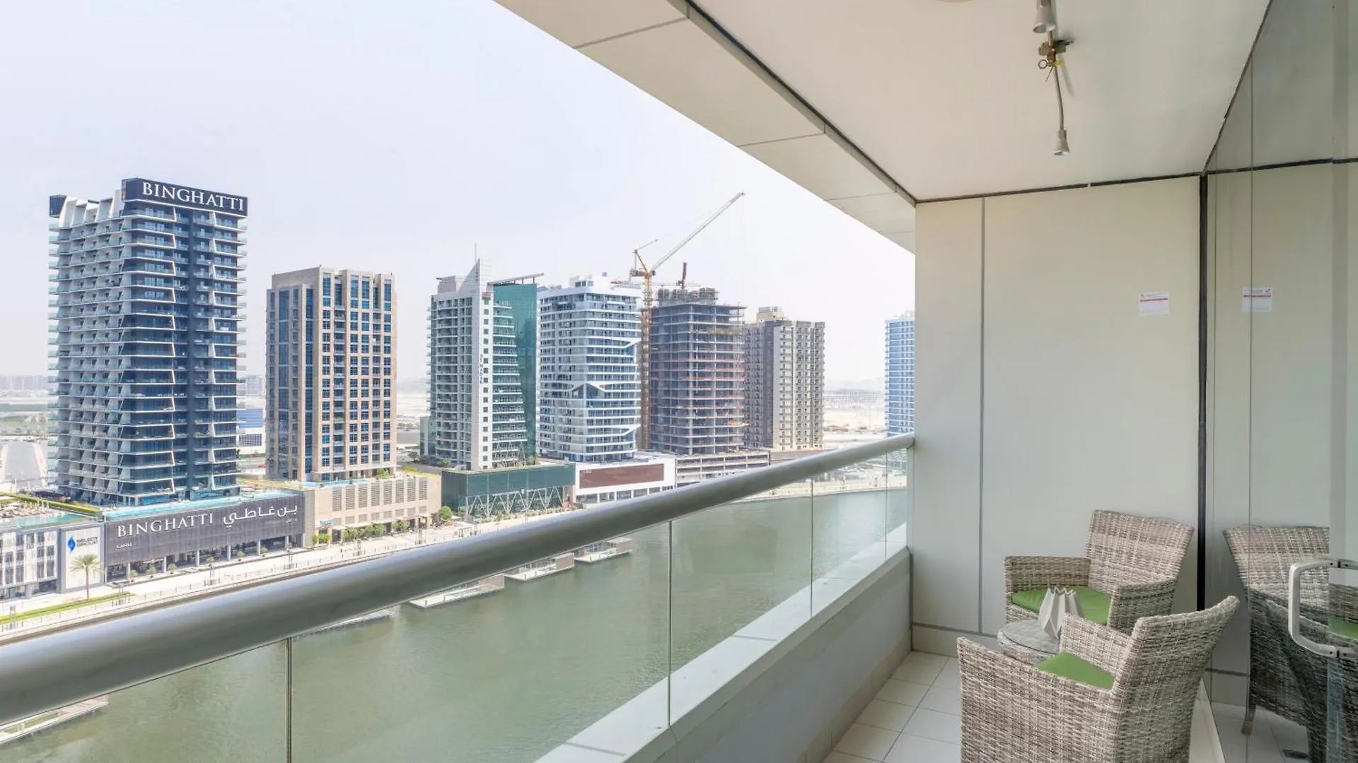 Damac Canal Views Residences Dubai United Arab Emirates