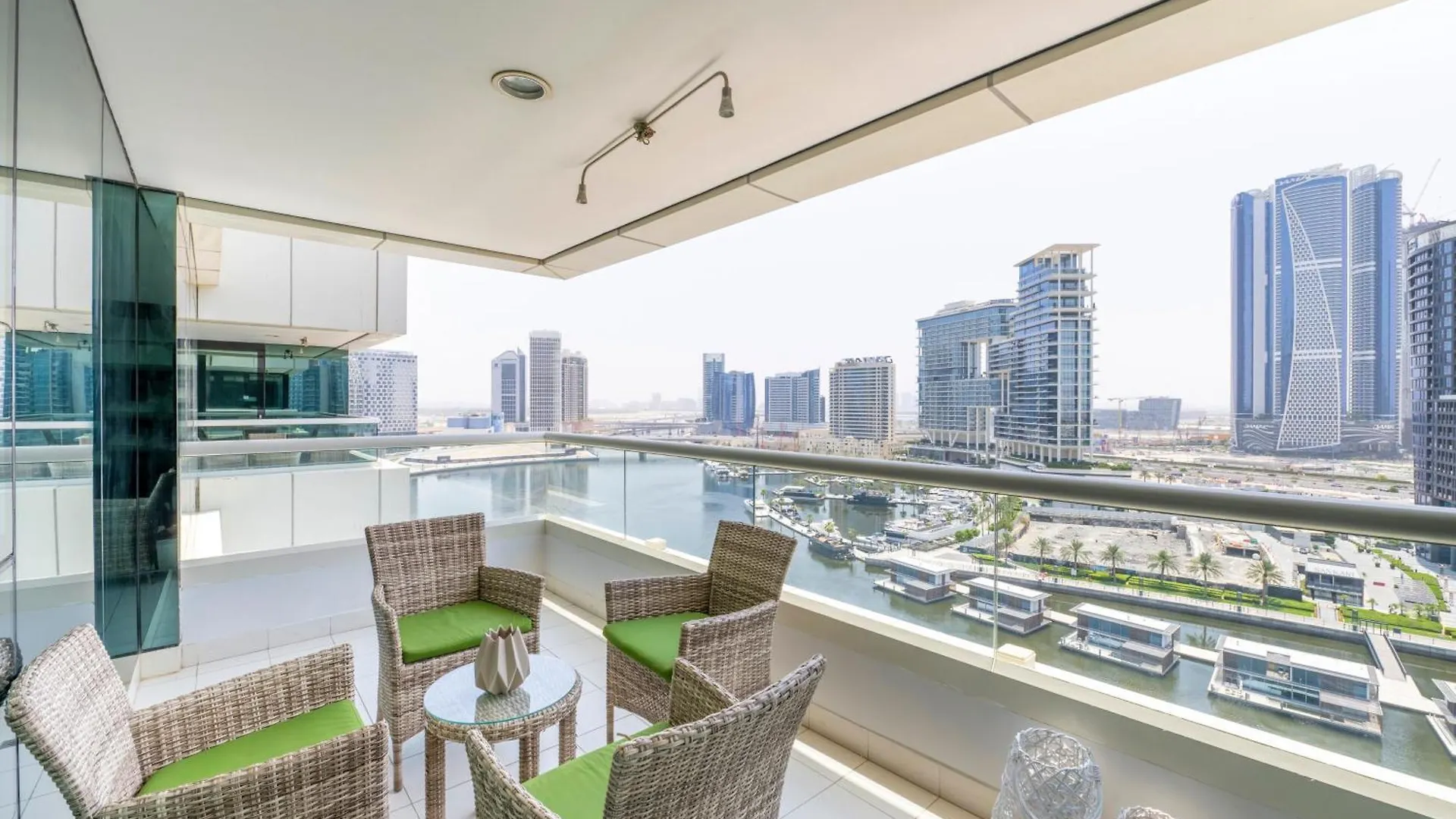 Aparthotel Damac Canal Views Residences Dubai