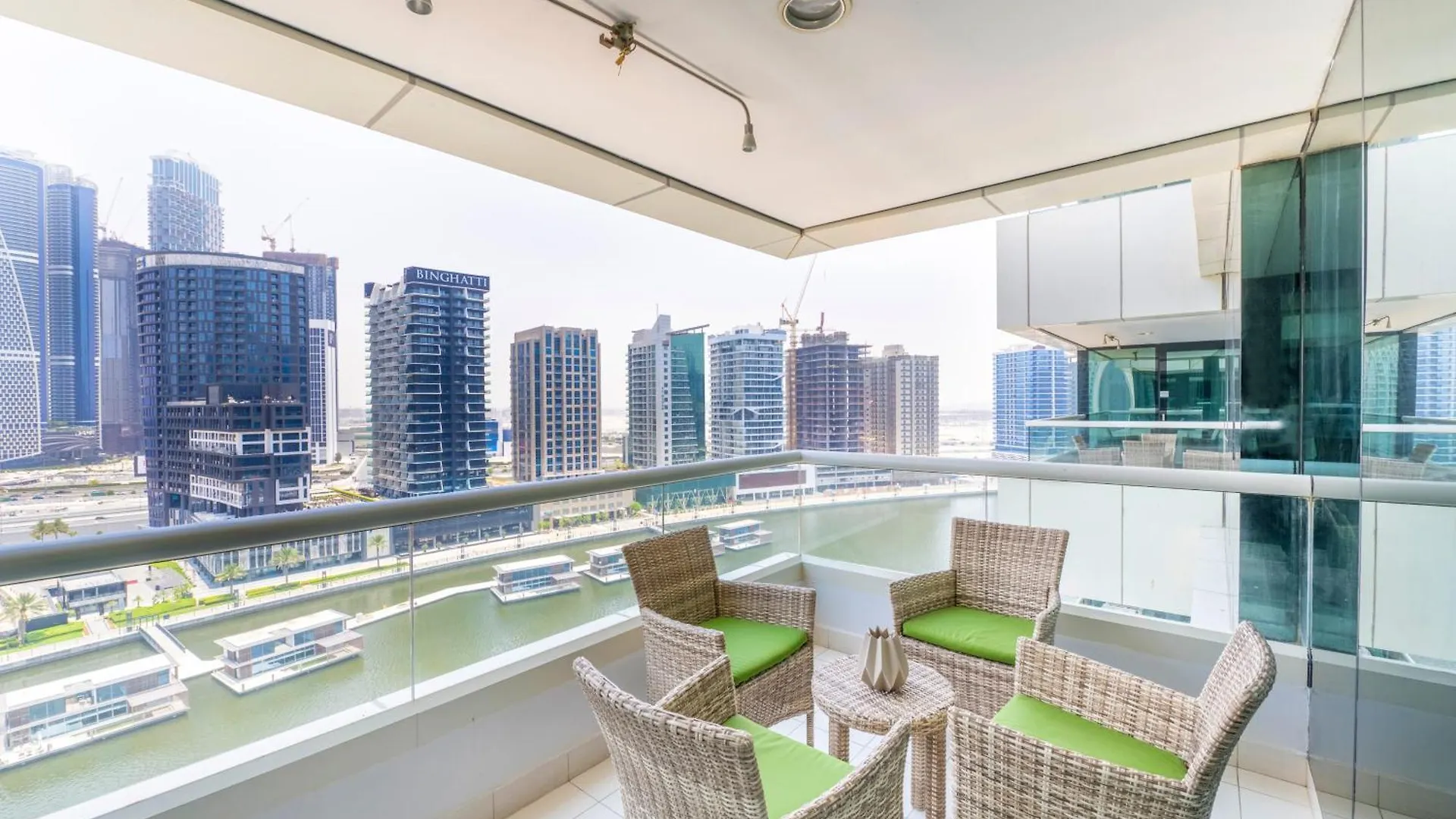 Damac Canal Views Residences Dubai Aparthotel